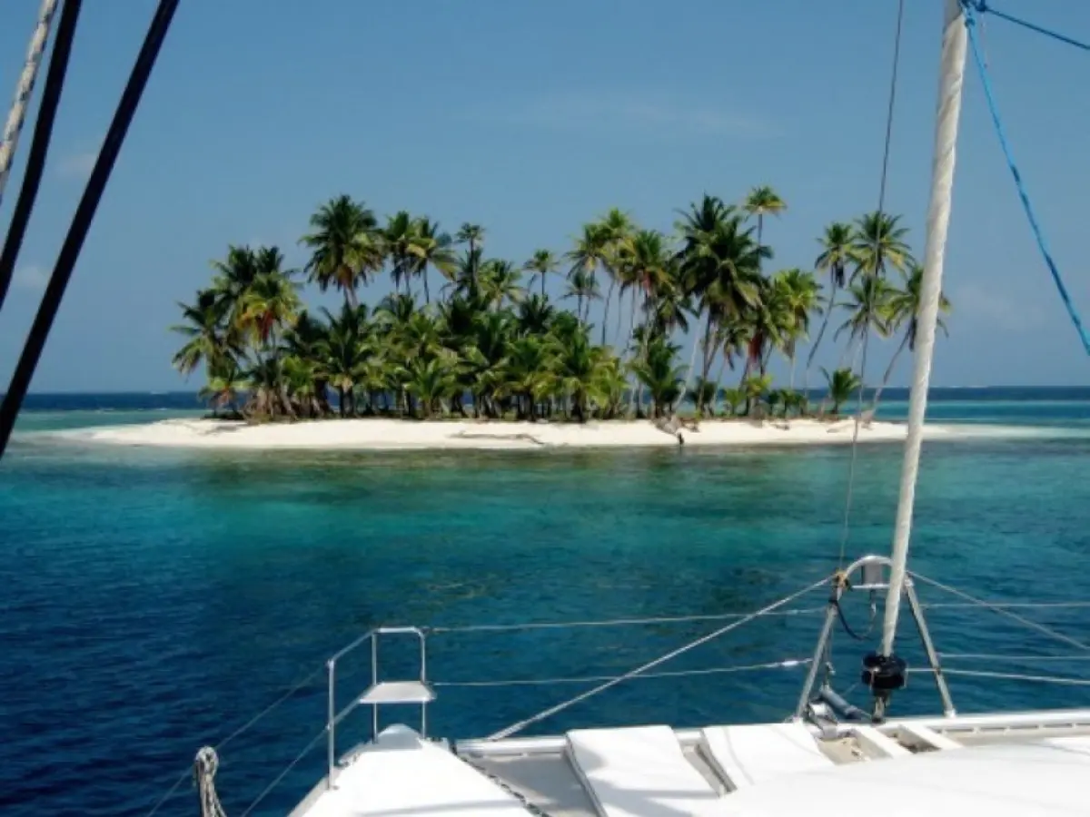 Seacret Catamaran cruising in El Nido