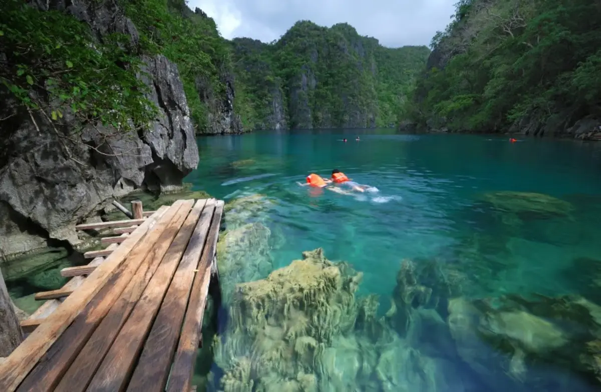 Tropical islands and coastline of Palawan