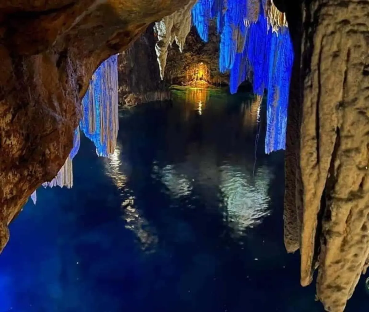 Pukaway Cave Coron El Nido Palawan