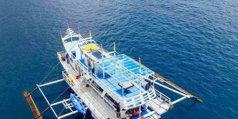 Island Hopping